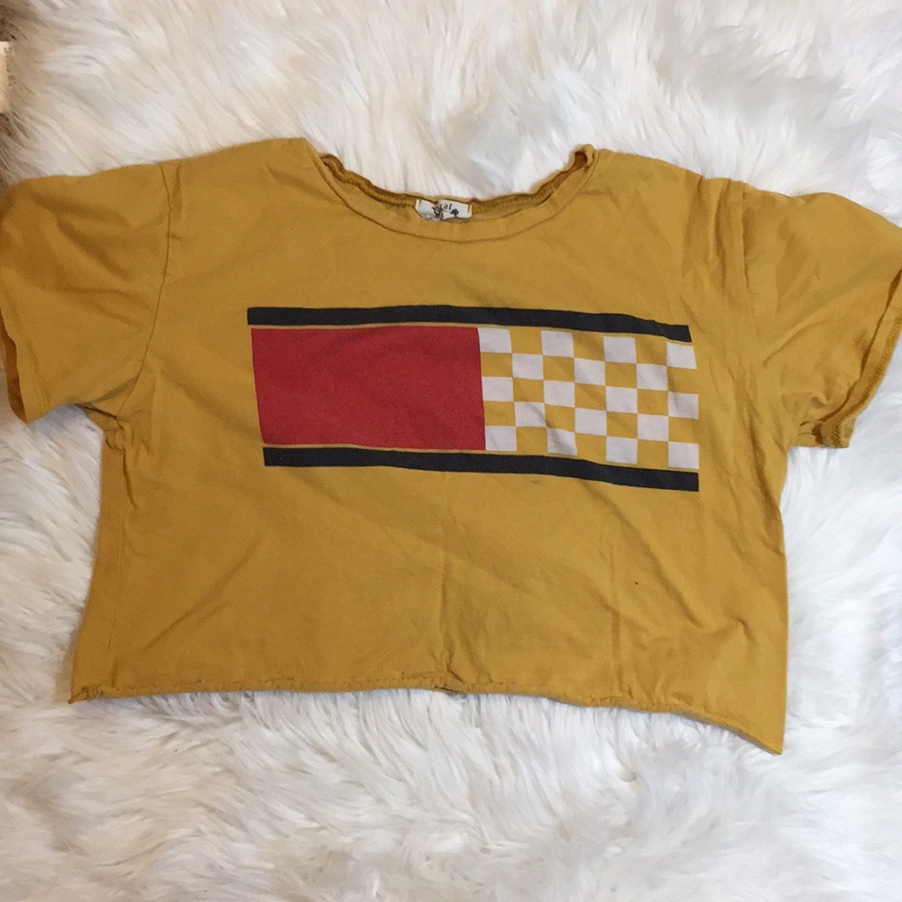 Cropped mustard shirt